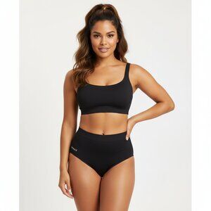 SPANX shape Extra Ordinary Thong Sculpting with Compression Underwear NWT Black